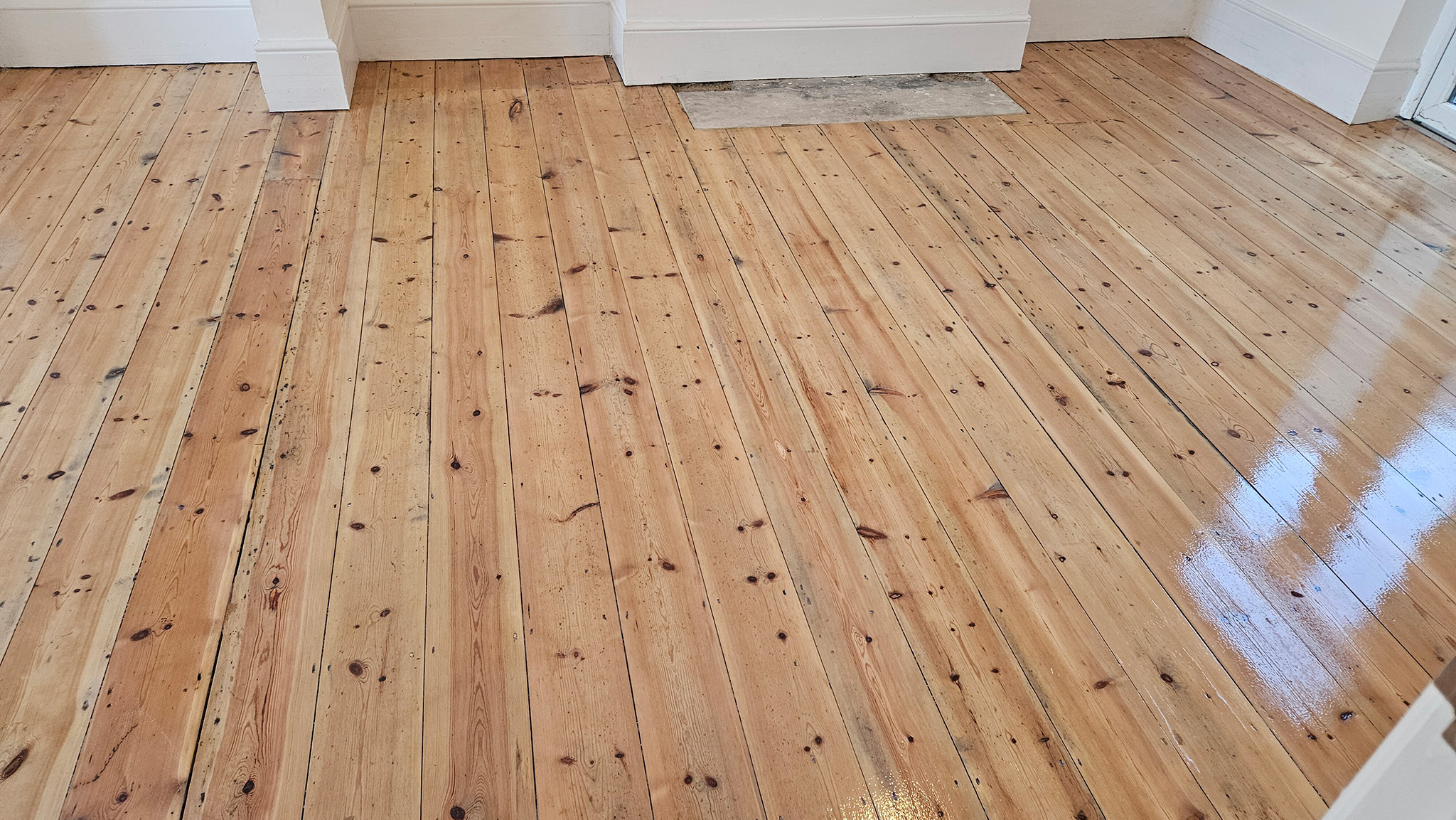Floorboards Restoration Services