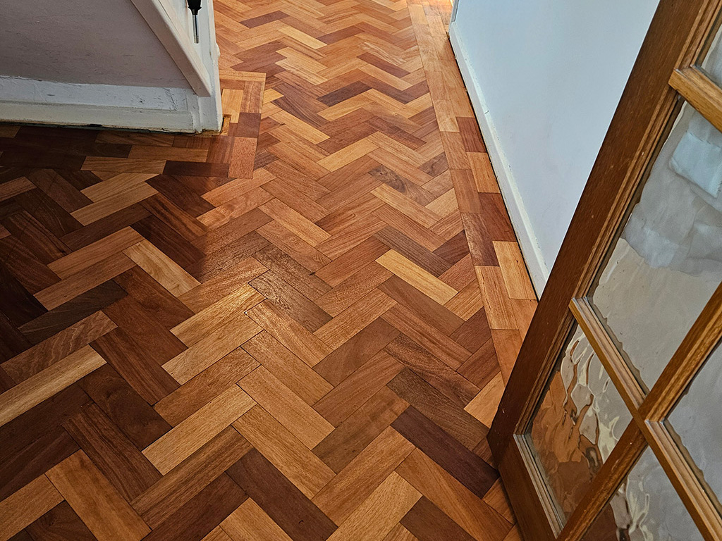 What to Do When My Wooden Floors Is Affected by Leak