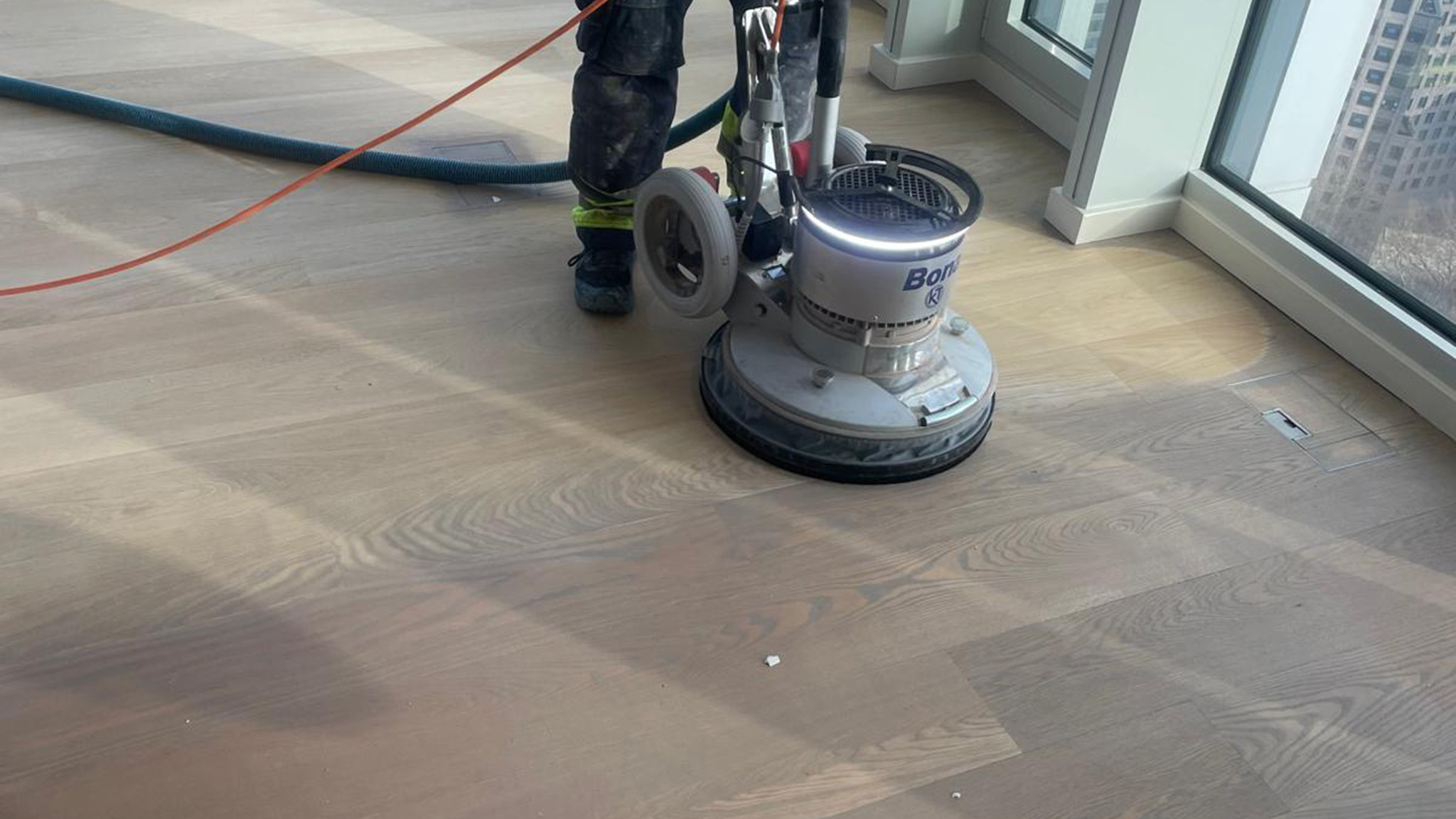 What Grits of Sandpaper Are Used in Wood Floor Sanding?