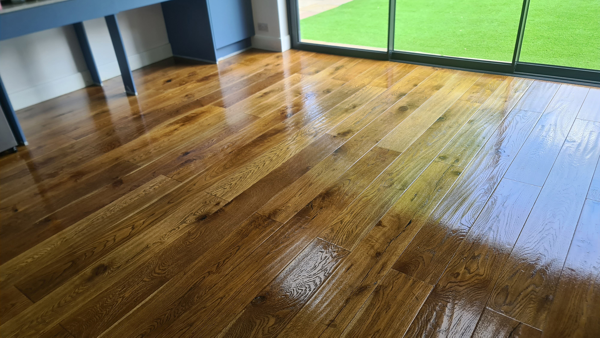 Wood floors refinished with hardwax-oil