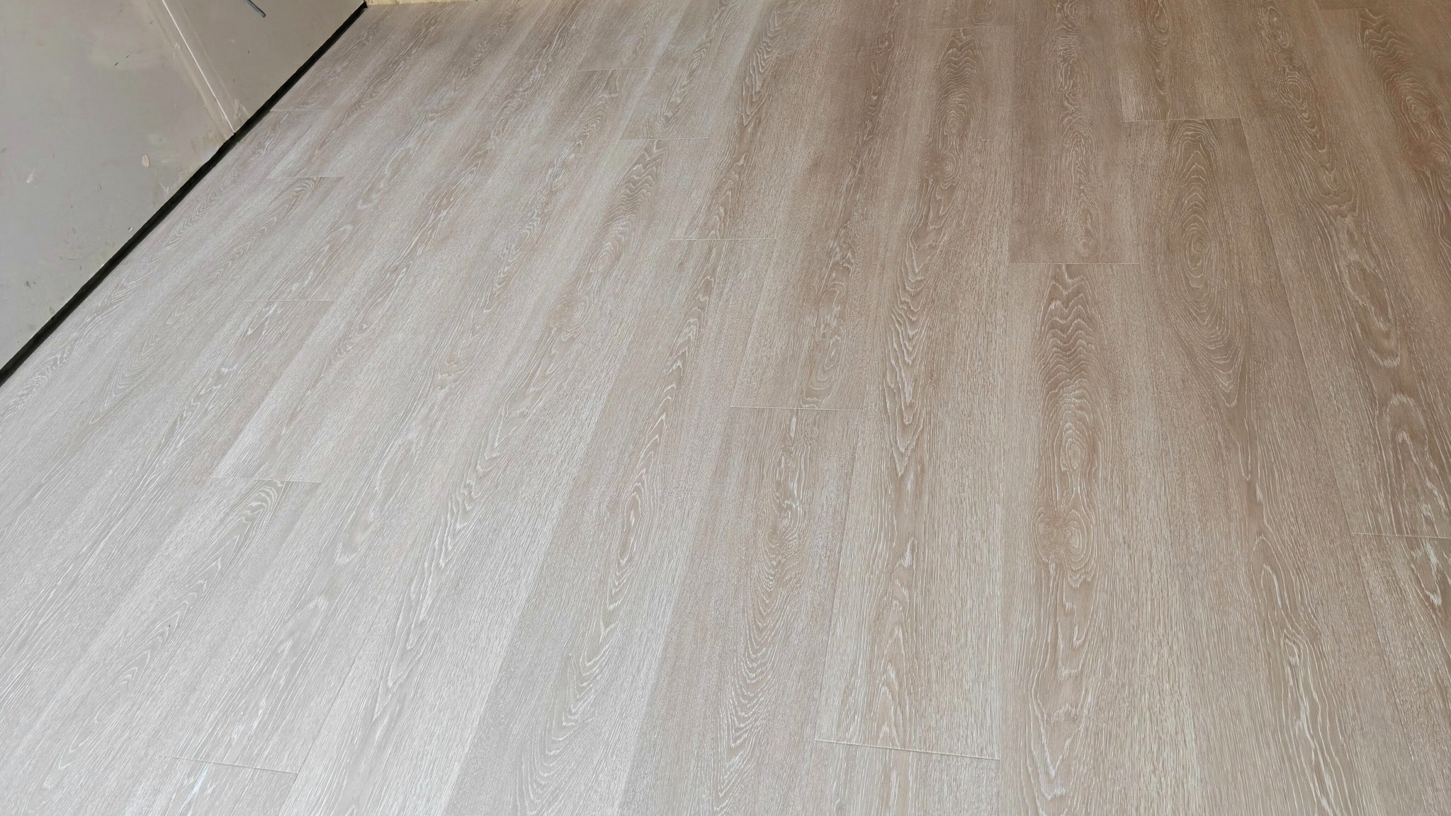 Laminate Flooring Fitting in Clapham, SW4