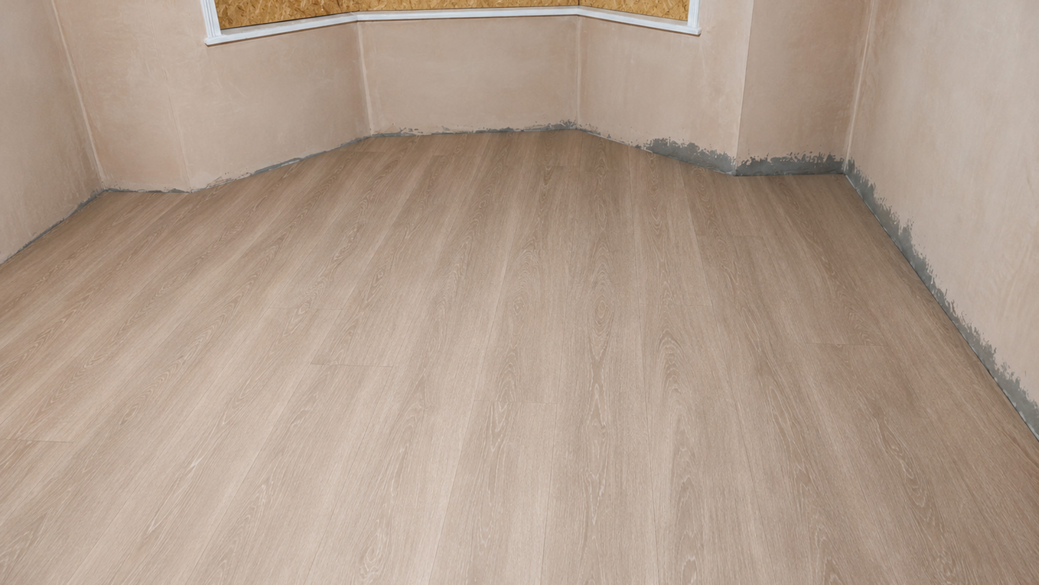 Laminate Flooring Fitting