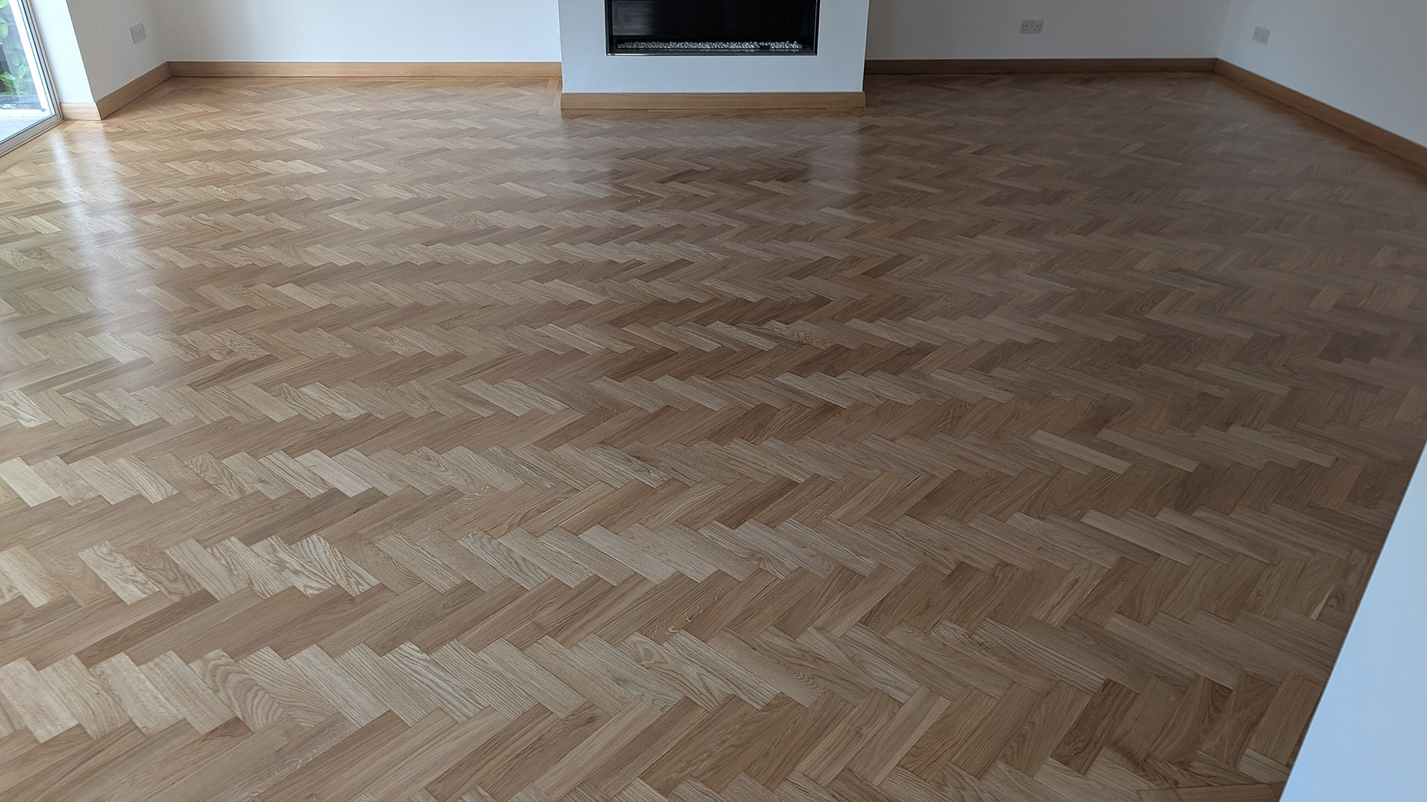 Engineered Oak Flooring Restoration & Gap Filling